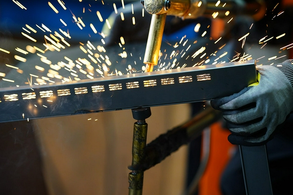 Fahime Hoseini | Category Advertising