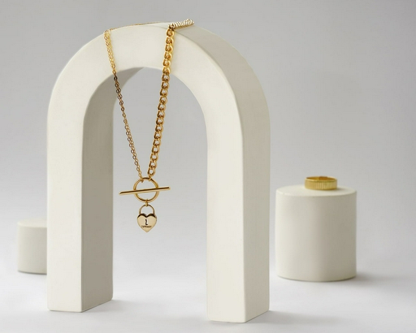 Fahime Hoseini | Category Advertising